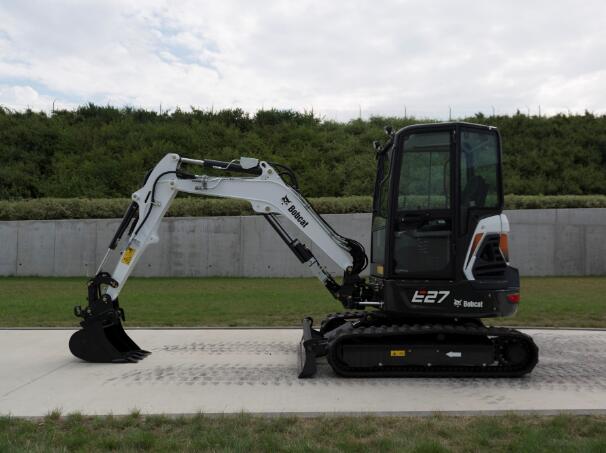 BOBCAT E27 COMPACT EXCAVATOR SERVICE REPAIR MANUAL - PFD FILE