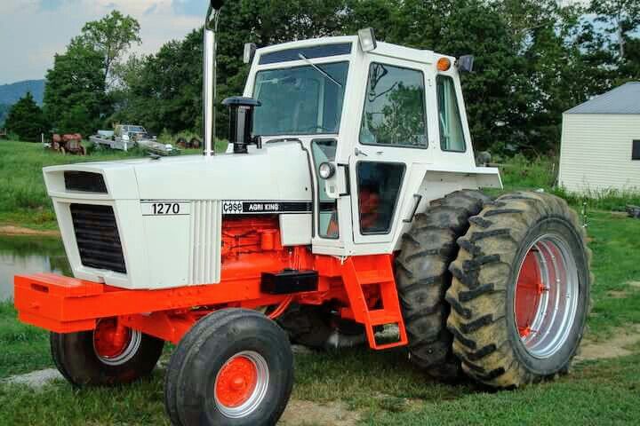Case IH 1270 Tractor Operator’s Manual 9-4692 - PDF File Download