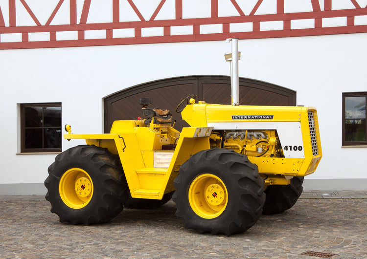 Case IH 4100 Tractor Operator’s Manual 1082532R4 – PDF File Download