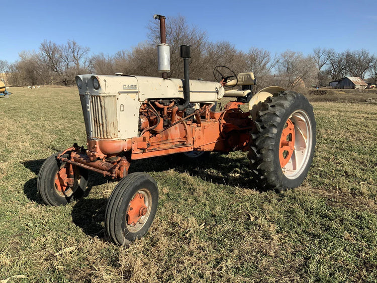 Case IH 700B Series Gasoline Wheel Tractor Dual Range Drive Operator’s Manual