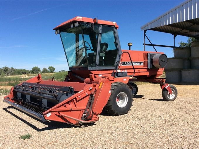 Case IH 8830 Windrower Tractor Operator’s Manual 9-13483 – PDF File Download
