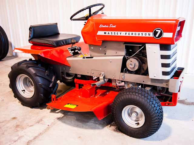 Massey Ferguson 80 RT Lawn Tractor Parts Catalog - PDF
