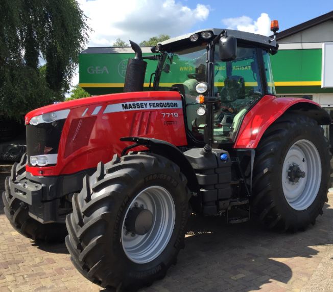 Massey Ferguson MF7715 MF7716 MF7718 Efficient Exclusive Dyna-6 Tractor Operation & Maintenance