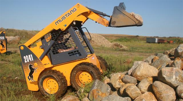 Mustang Skid Steer Loader 2026 and 2041 Parts Catalog Manual (917162) PDF Download
