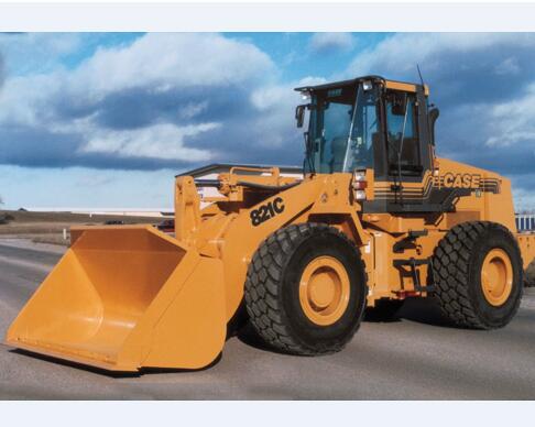 CASE 821C WHEEL LOADER OPERATOR’S MANUAL - PFD FILE