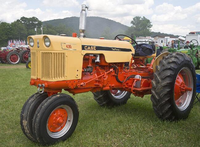 CASE IH MODEL 430, 440, 441 SERIES TRACTORS PARTS CATALOGUE MANUAL - PDF FILE