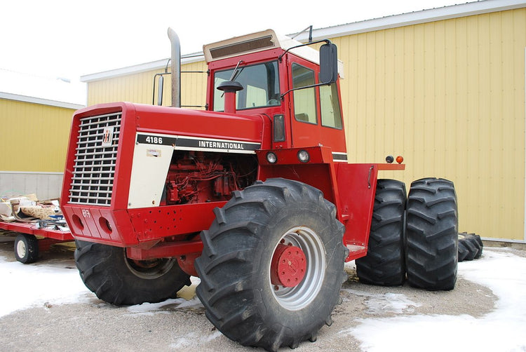 Case IH 4186 Tractor Operator’s Manual 1084543R1