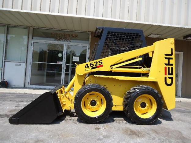GEHL 4525 4625 Skid Loader Parts Catalogue Manual PDF Download