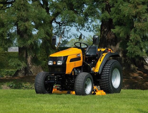 JCB 331HST, 335HST Compact Tractor Service & Repair Manual