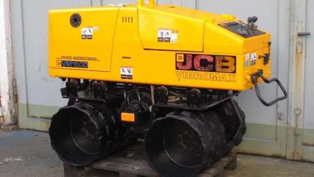 JCB VIBROMAX W1500 Trench Roller Service Repair Manual – SN JKC4200800