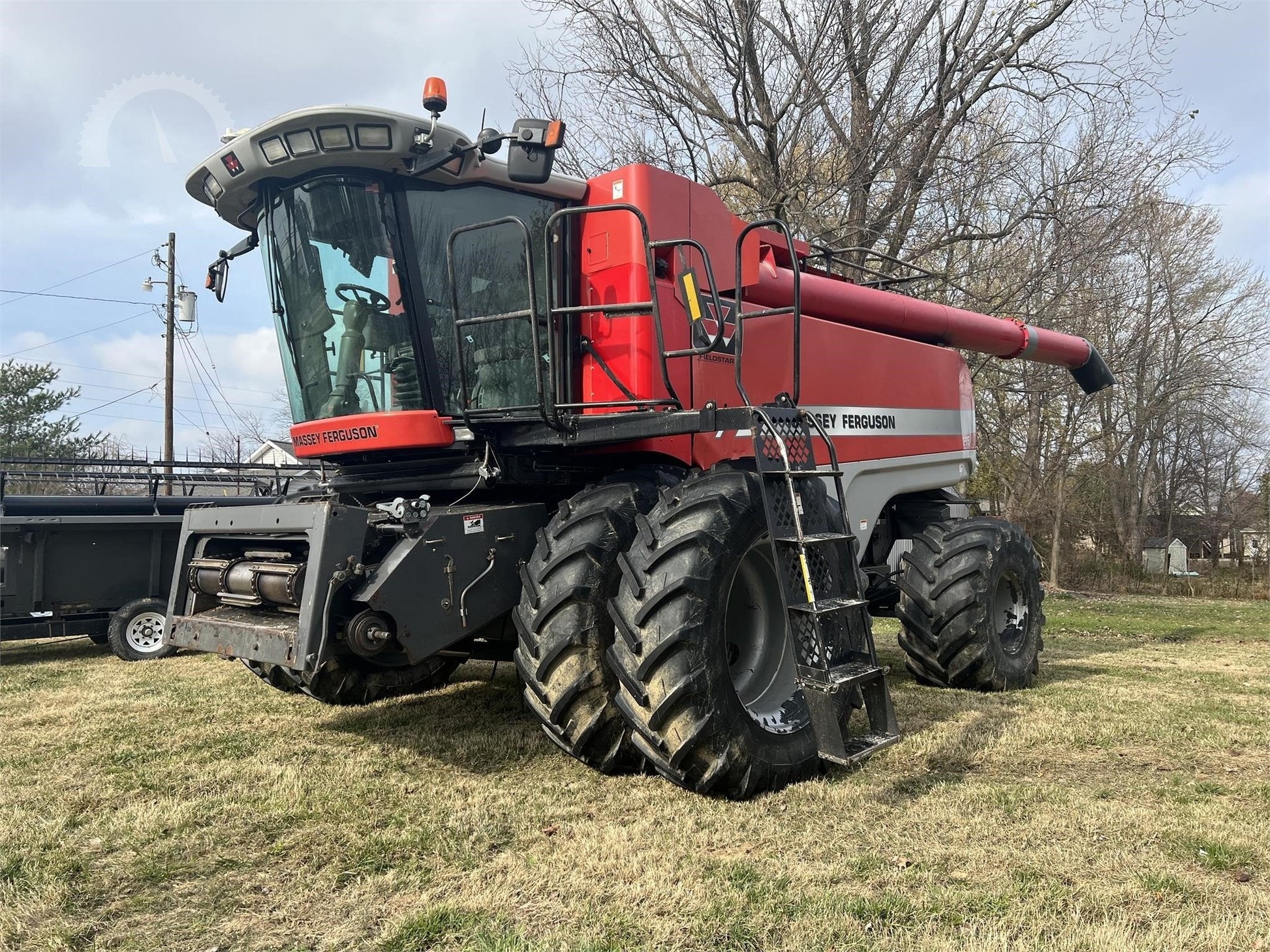 Massey Ferguson MF 9895 Combine Workshop Service Repair Manual PDF (S/N HUC8101 & HUC8E101 and Up)