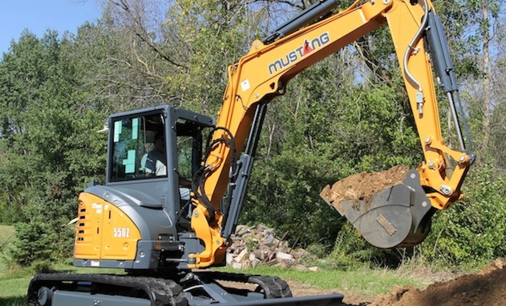 Mustang Compact Excavator Z55, 550Z Service Manual 50940331A 10.2015