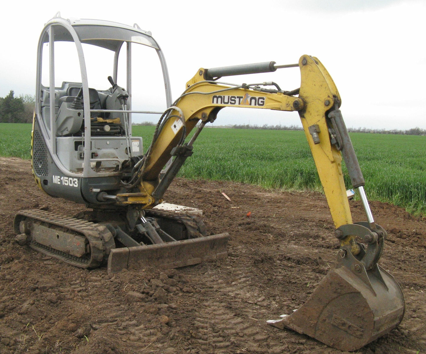 Mustang ME1503 ME1903 ME2203 Compact Excavator Service Repair Manual 918174 Instant Download