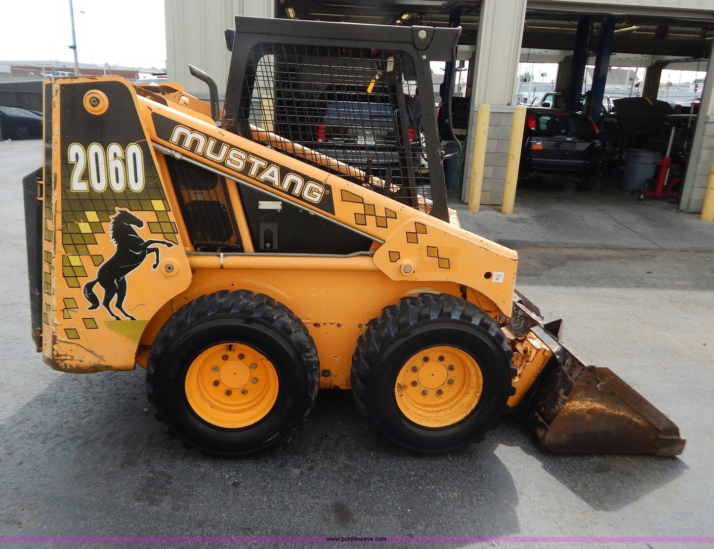 Mustang Skid Steer Loader 2060 Parts Catalog Manual (000-93966A) PDF Download