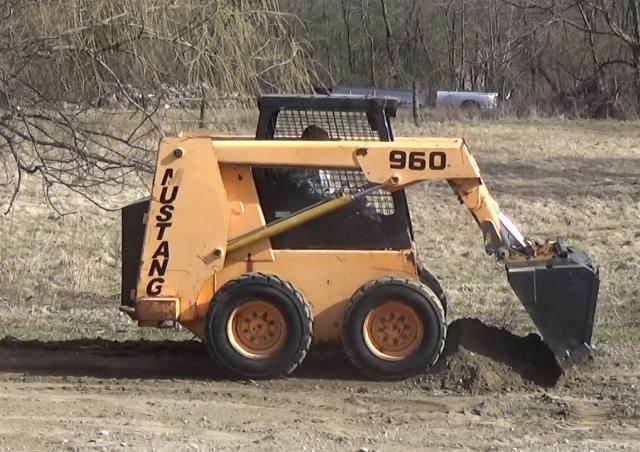 Mustang Skid Steer Loader 960 Parts Catalog Manual (000-45884B) PDF Download